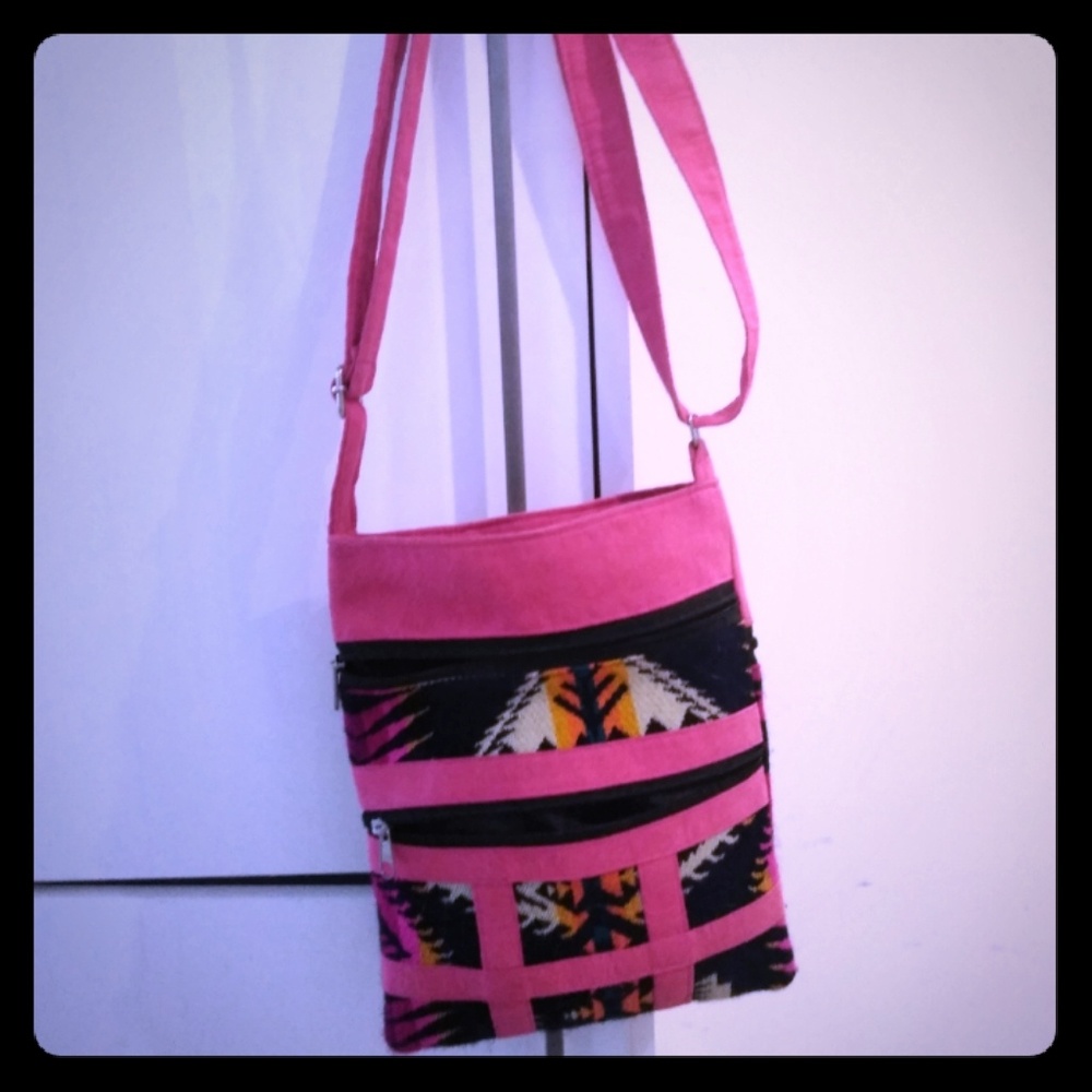 Boho Pink Suede Crossbody Purse NEW!